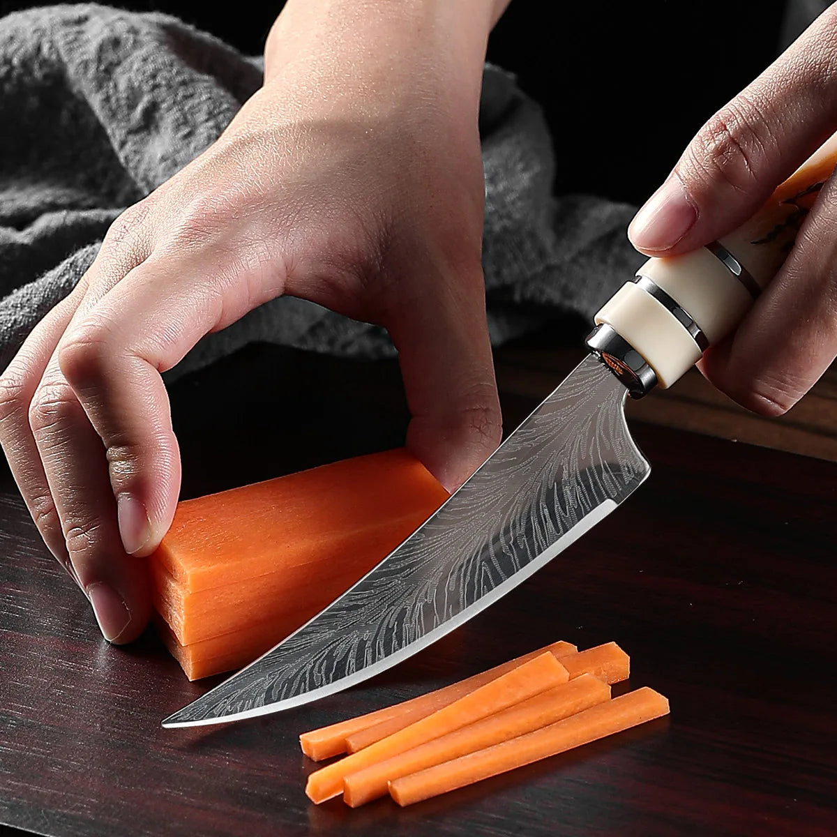 Boning knife