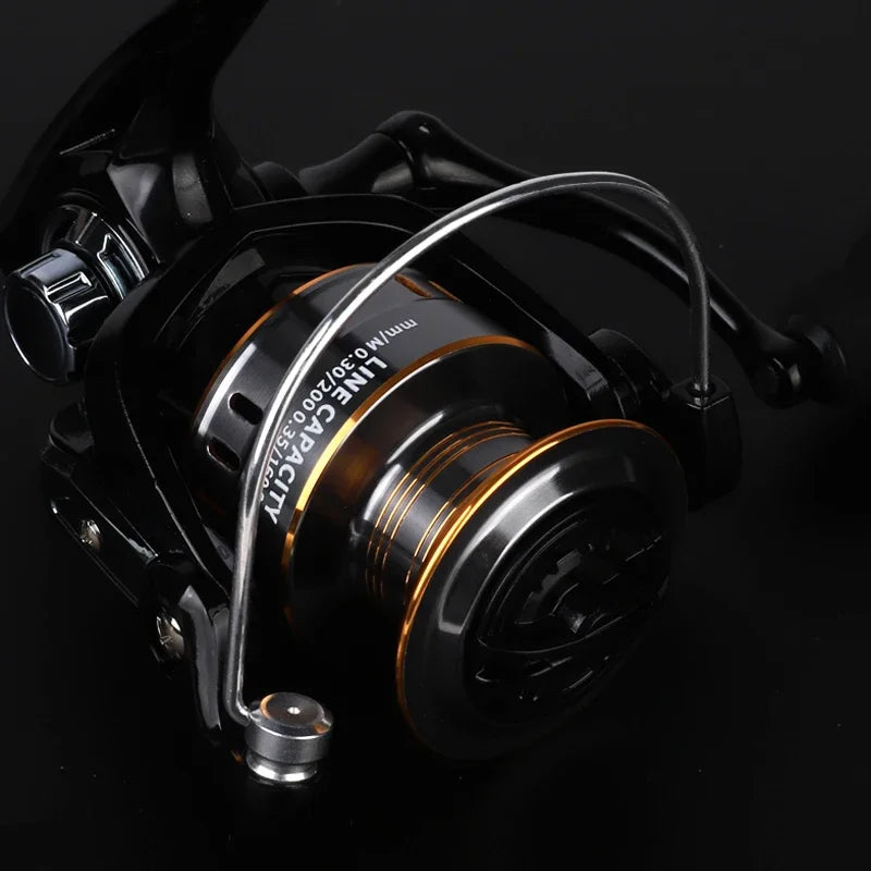 Ultra Light 1000~7000 Spinning Reel